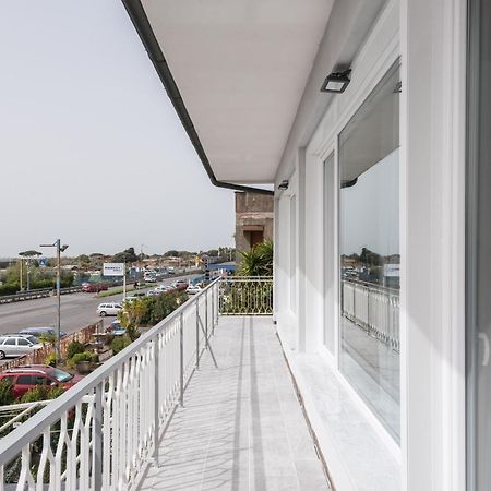 Travelershome Ciampino Airport Guesthouse 600M To Airport エクステリア 写真