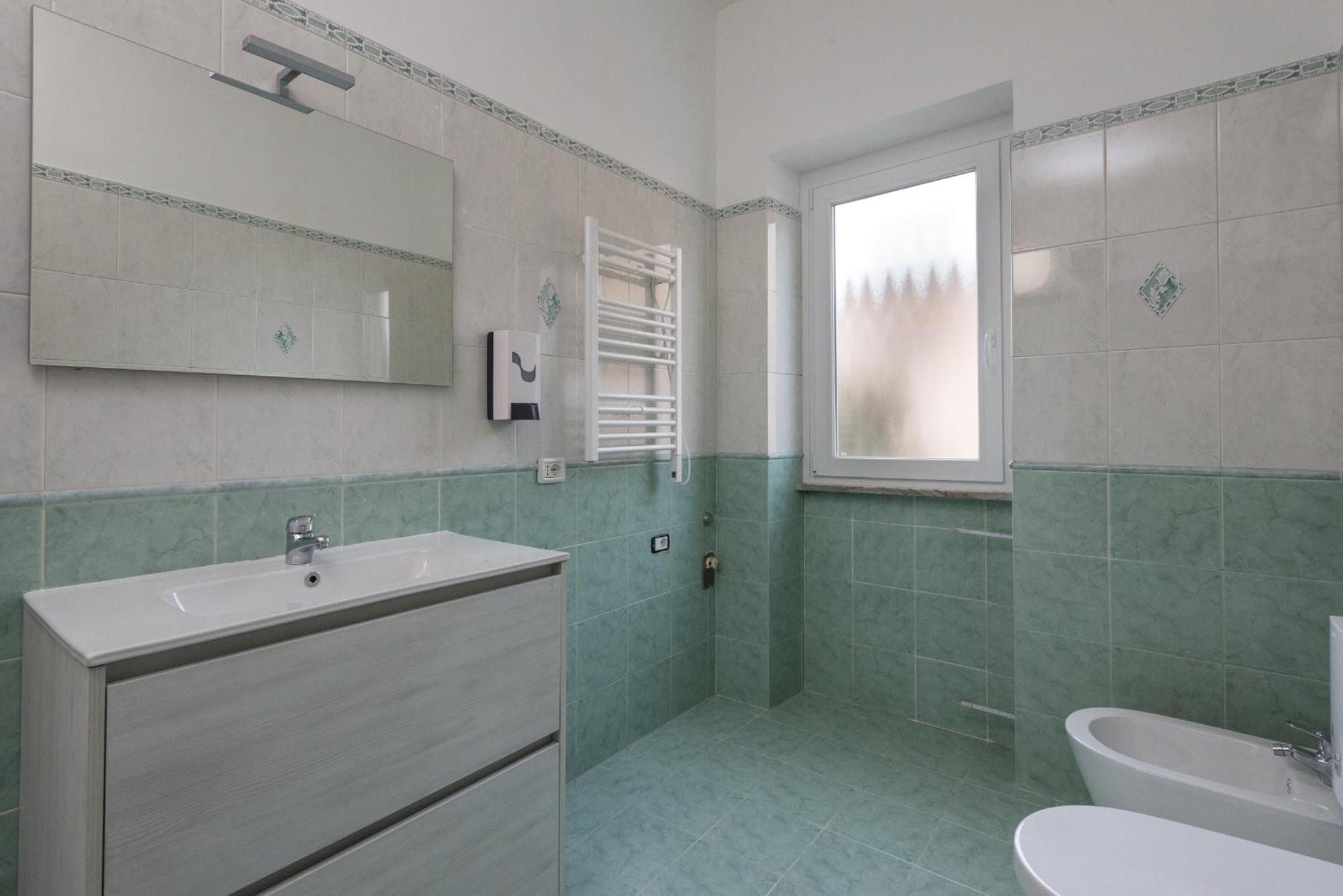Travelershome Ciampino Airport Guesthouse 600M To Airport エクステリア 写真