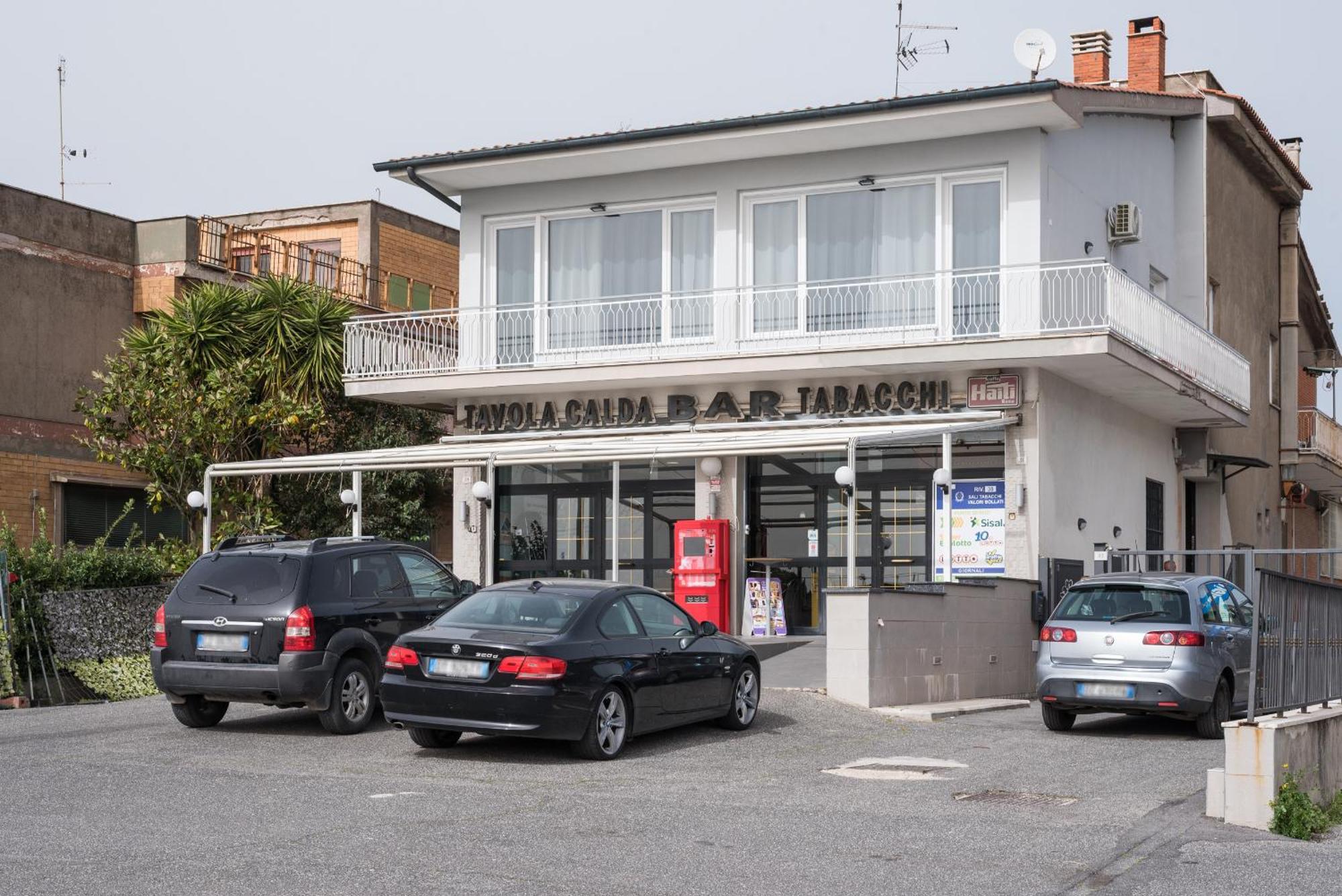 Travelershome Ciampino Airport Guesthouse 600M To Airport エクステリア 写真